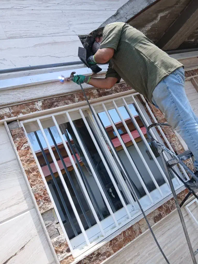 جوشکاری سیار|خدمات پیشه و مهارت|لاهیجان, شقایق|دیوار