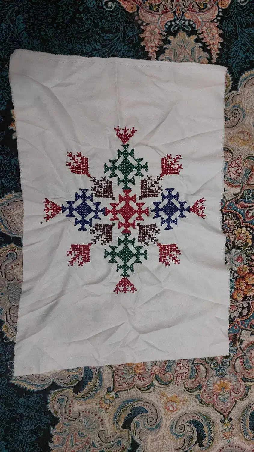 گل پلیوار بالشت|رختخواب، بالش، پتو|ایرانشهر, |دیوار