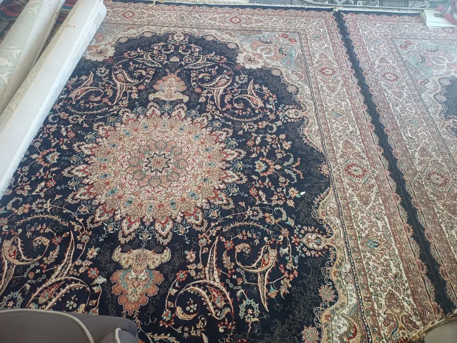 فرش ۱۲متری|فرش|دوگنبدان, |دیوار