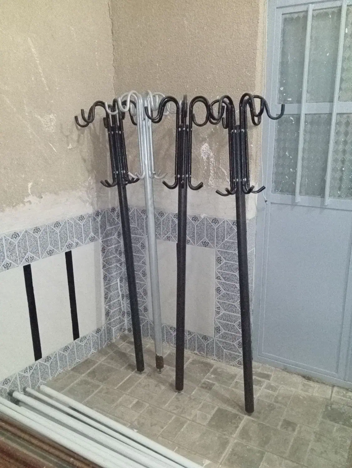 آویز لباس اهنی|بندرخت و رخت‌آویز|زابل, |دیوار