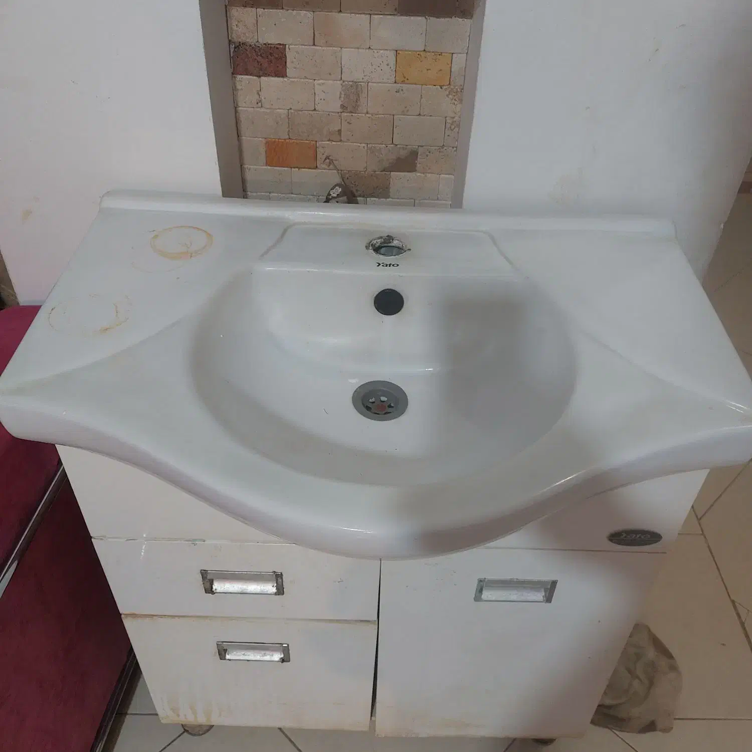 روشویی زمینی برند کاتو|لوازم سرویس بهداشتی|الوند, |دیوار