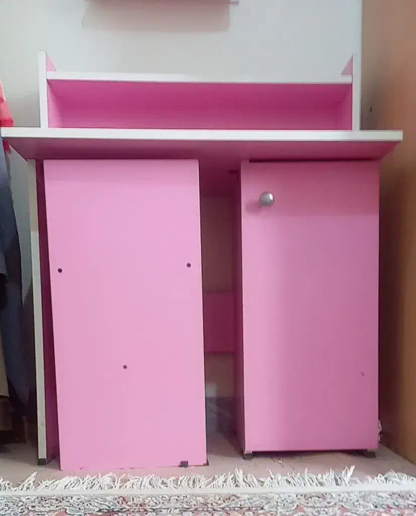 میز تحریر با صندلی رایگان|میز تحریر و کامپیوتر|ری, دیلمان|دیوار