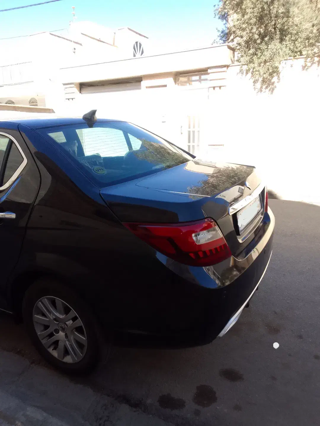 دنا پلاس ۹۷ سانروف ۴ ایربگ کم کارکرد بالاترین تیپ|خودرو سواری و وانت|ساوه, |دیوار