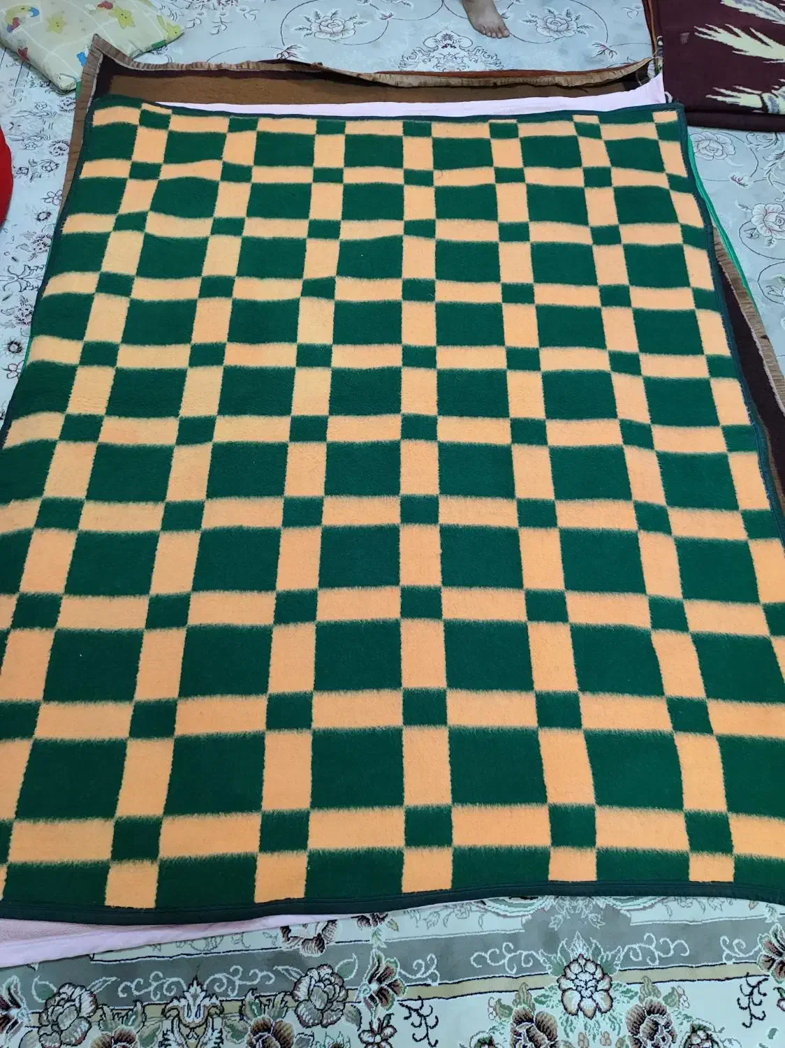 تشک و رختخواب پتو یک نفره ودونفره|تشک تختخواب|شاهین‌شهر, فردوسی|دیوار