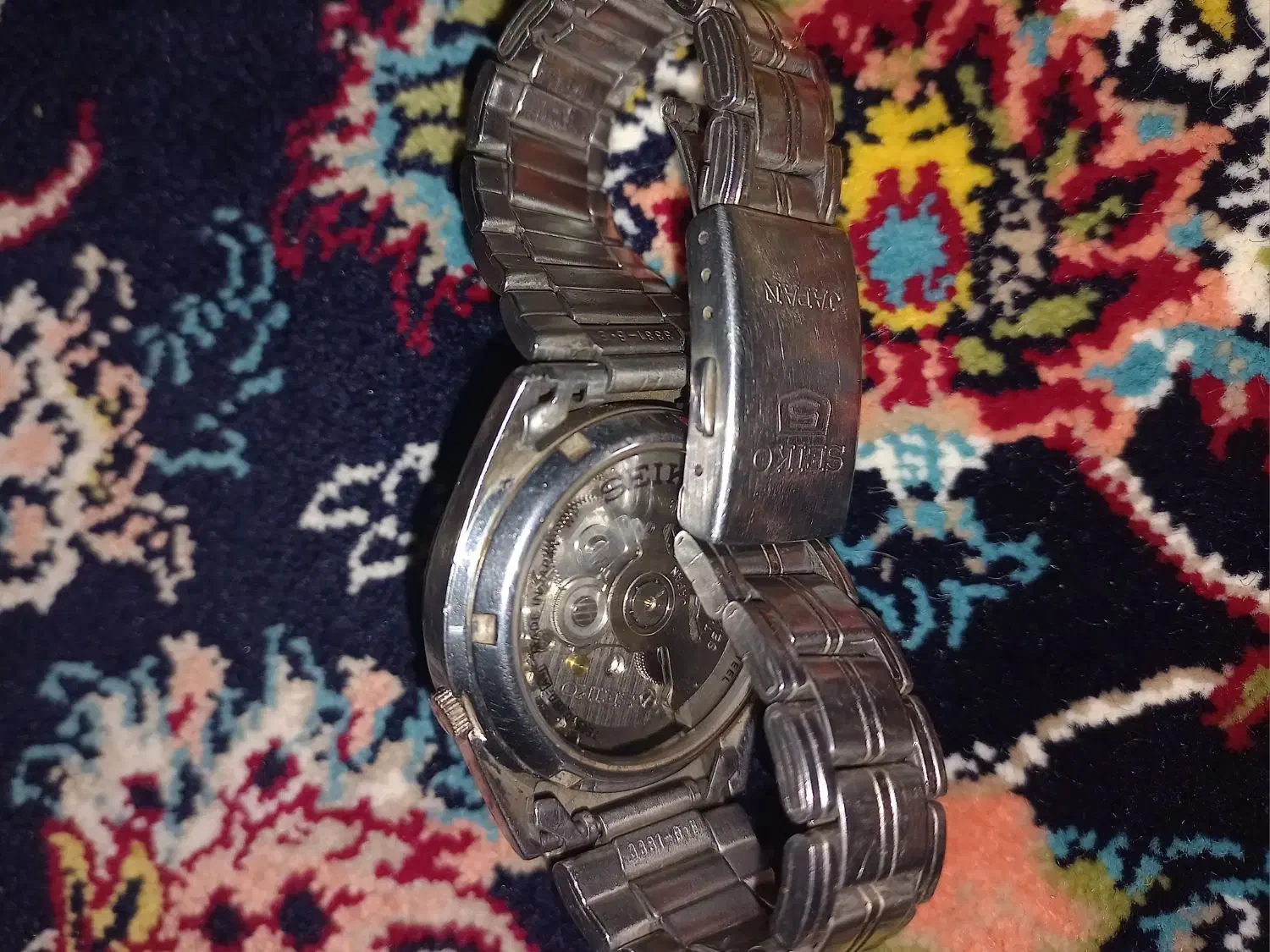 ساعت سکوپنج|ساعت|اراک, |دیوار