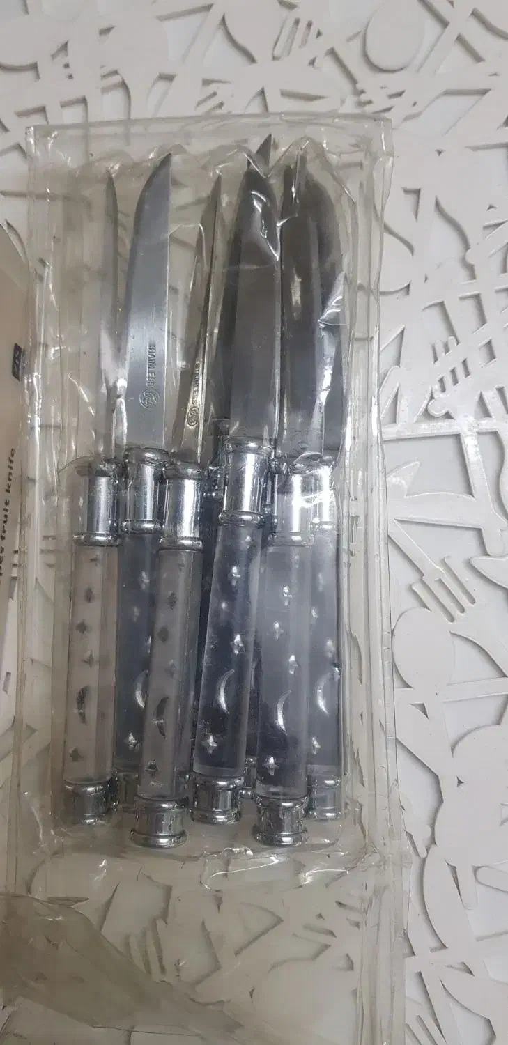 ۱۲ تا چنگال ۸ تا چاقو هردو باهم ۳۵۰ تومان|ظروف سرو و پذیرایی|ری, دولتآباد|دیوار