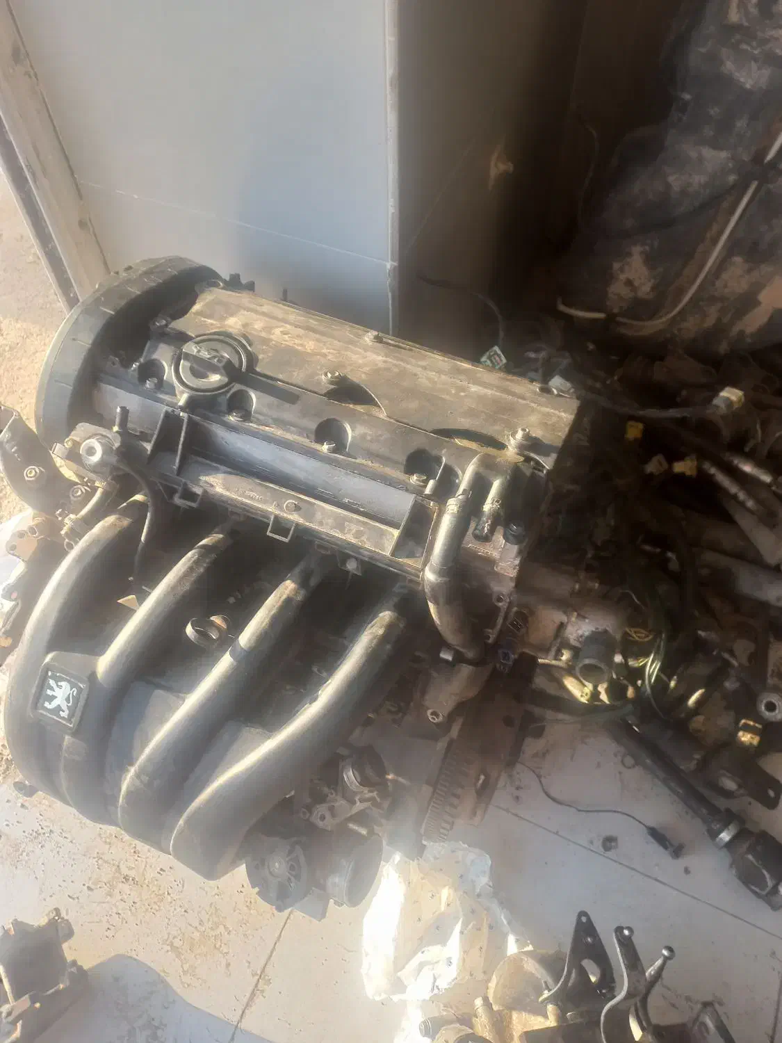 موتور زانتیا ۲۰۰۰|قطعات یدکی و لوازم جانبی|زابل, |دیوار