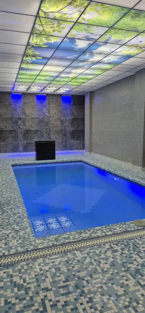 ویلا استخر دار ساحلی بندر انزلی|اجارهٔ کوتاه‌مدت ویلا و باغ|رشت, بلوار گیلان|دیوار