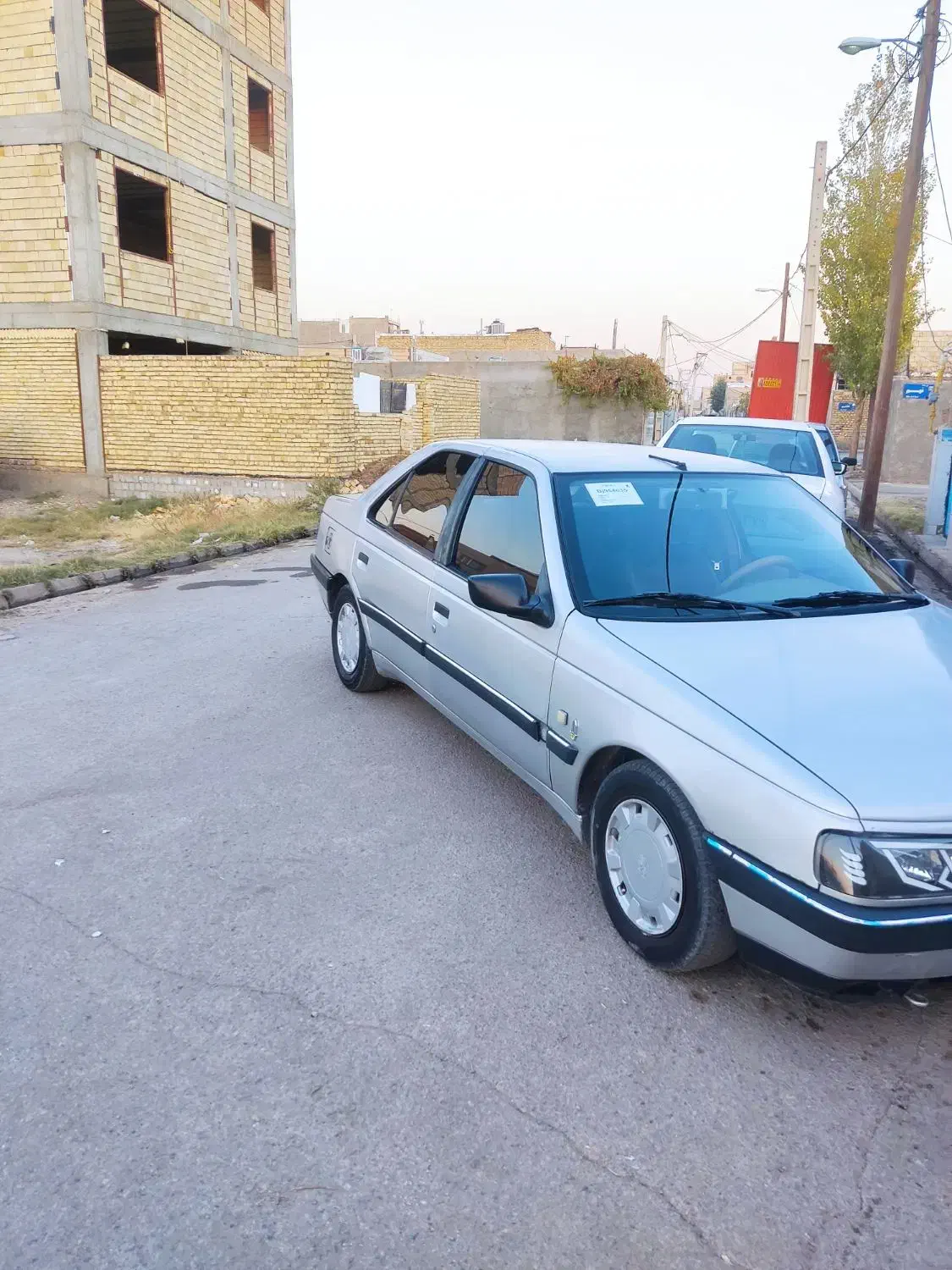 پژو405 نقره ای مدل93|خودرو سواری و وانت|محمدیه-قزوین, |دیوار