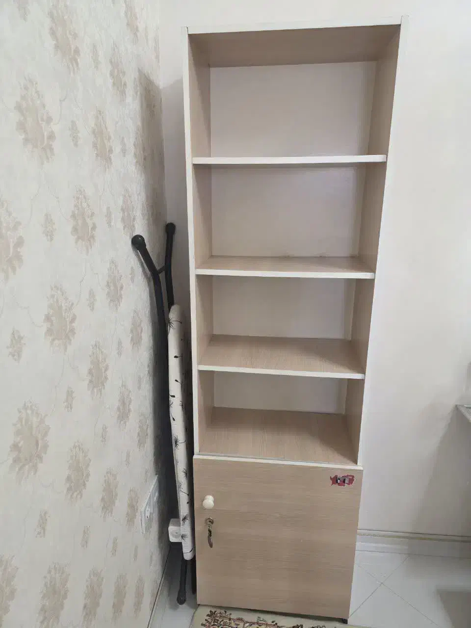 کتابخانه|کتابخانه، شلف، قفسه‌های دیواری|مشهد, آزادشهر|دیوار