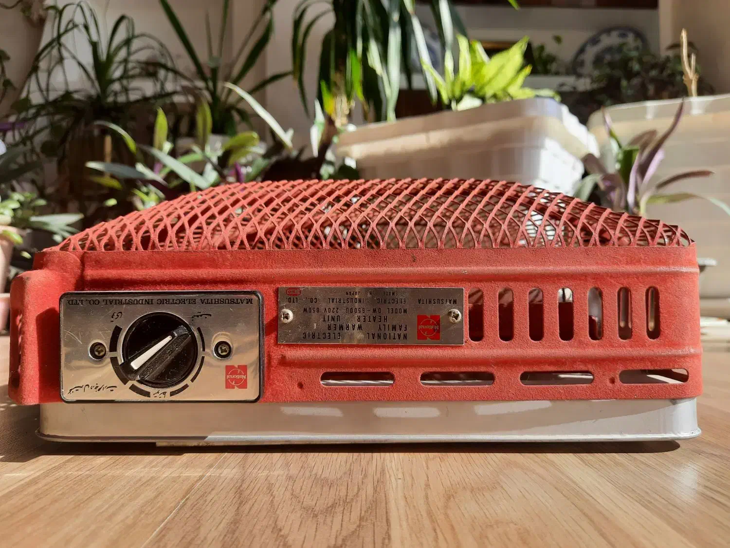 کرسی برقی ژاپنی اصلی|بخاری، هیتر، شومینه|خمینیشهر, |دیوار