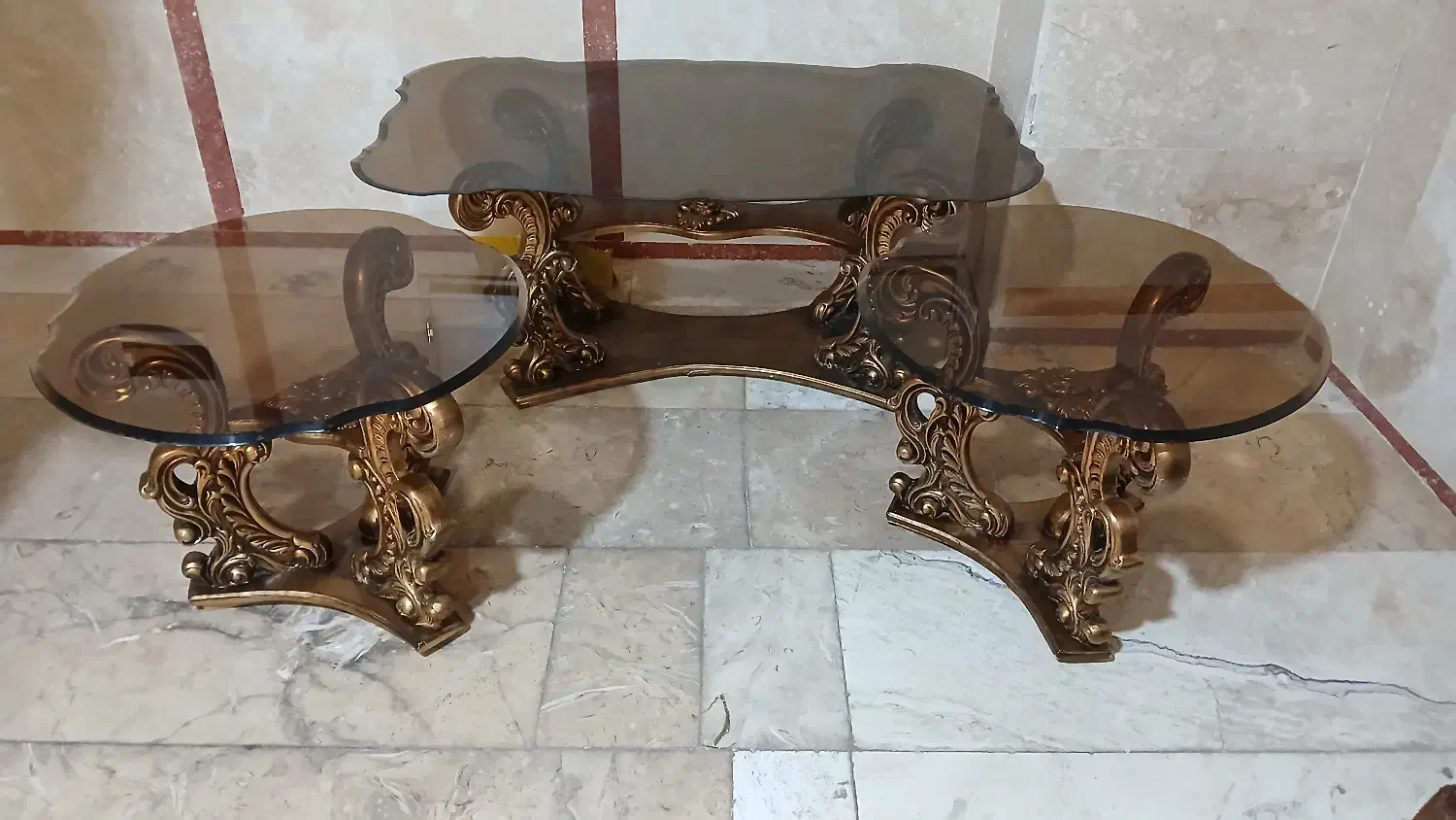 جلو مبلی و میز عسلی|مبلمان خانگی و میز عسلی|خرم‌آباد, |دیوار