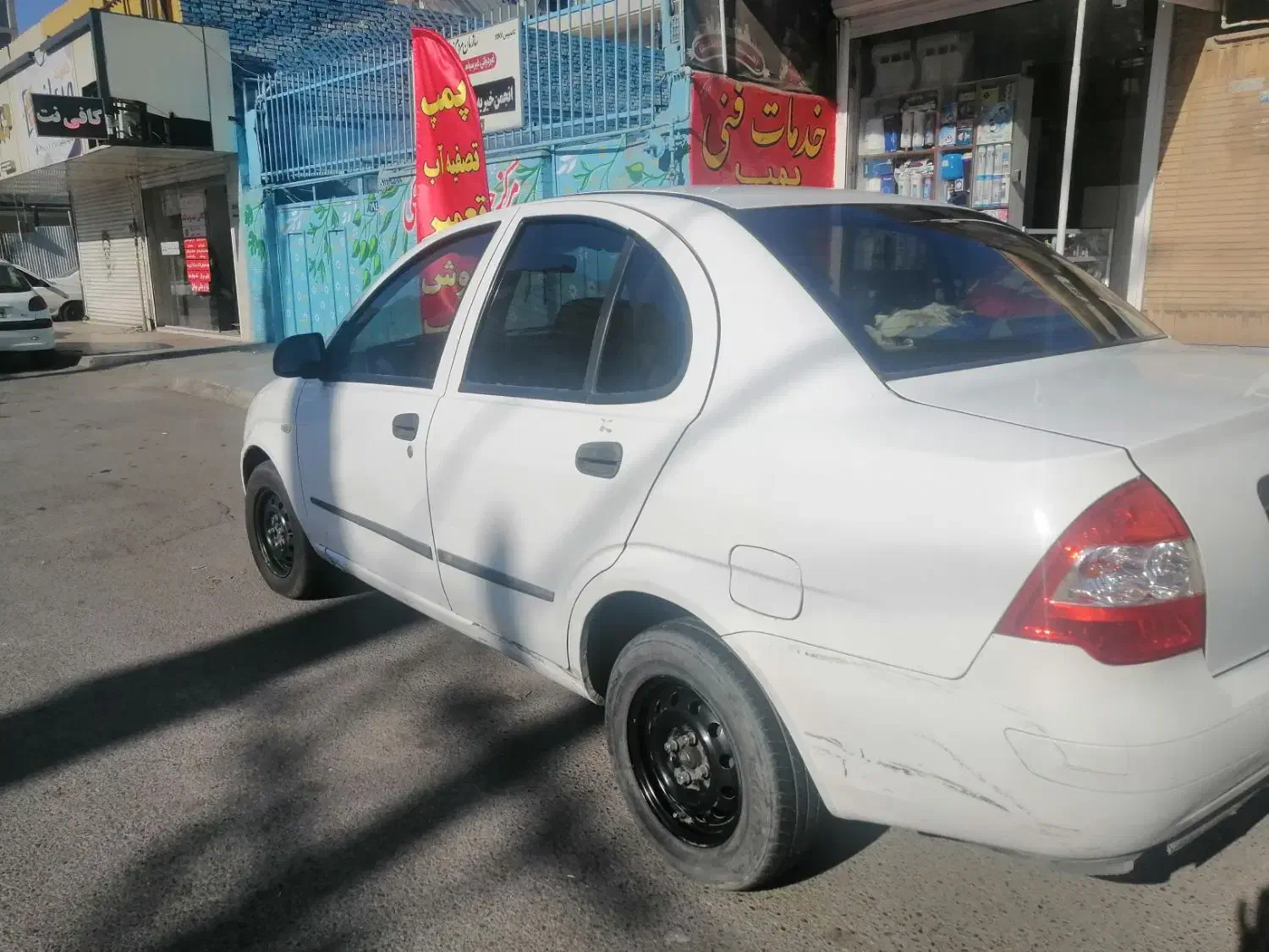 تیبا صندوق دار مدل 98|خودرو سواری و وانت|اهواز, کوی آغاجاری|دیوار