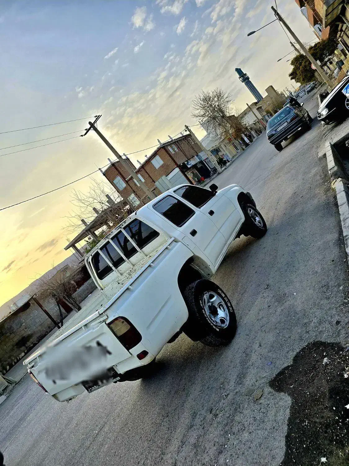 تویوتا هایلوکس|خودرو سواری و وانت|ملکشاهی, |دیوار