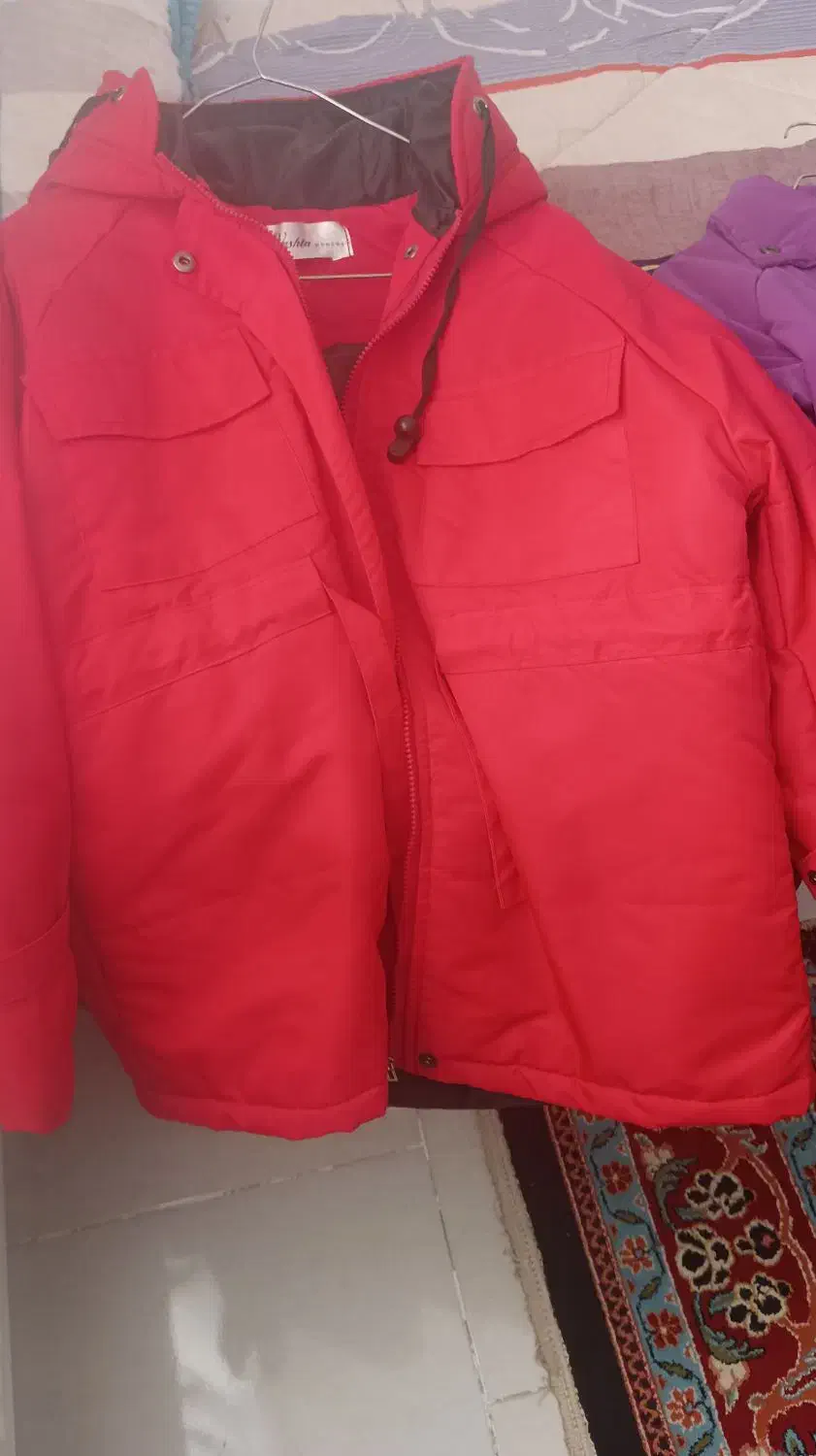 کاپشن پافر پالتو|لباس|پرند, فاز ۴|دیوار