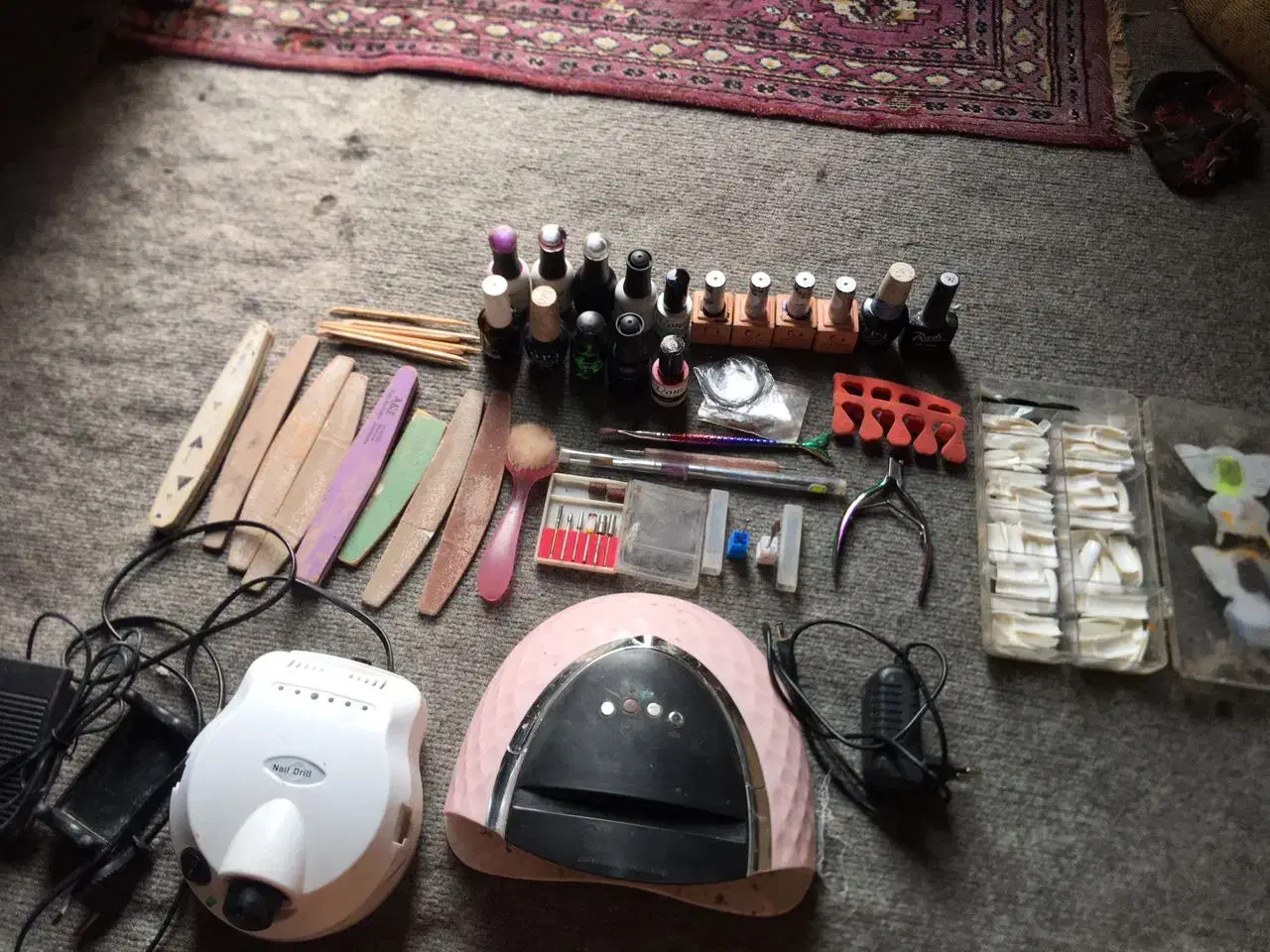 وسیله های ناخن کار|آرایشگاه و سالن‌های زیبایی|بهبهان, |دیوار