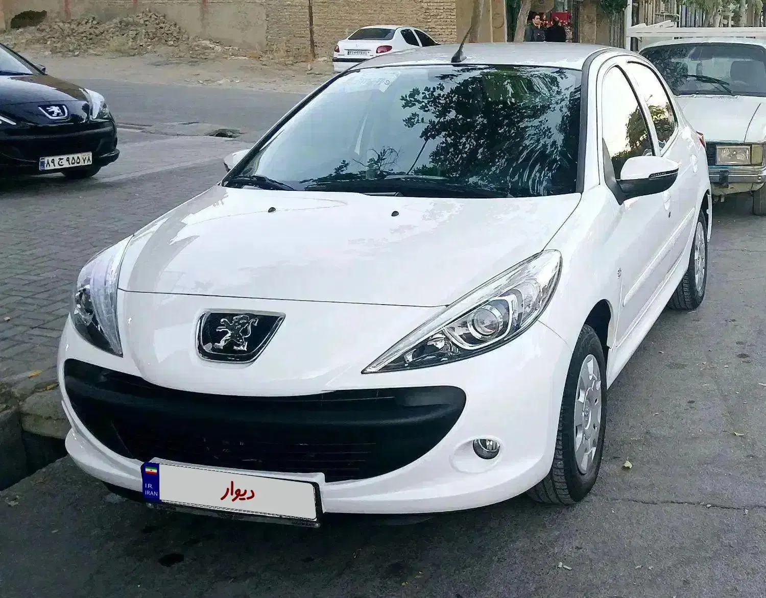 پژو 207i-MT دنده ای مدل ۱۴۰۴|خودرو سواری و وانت|بروجرد, |دیوار