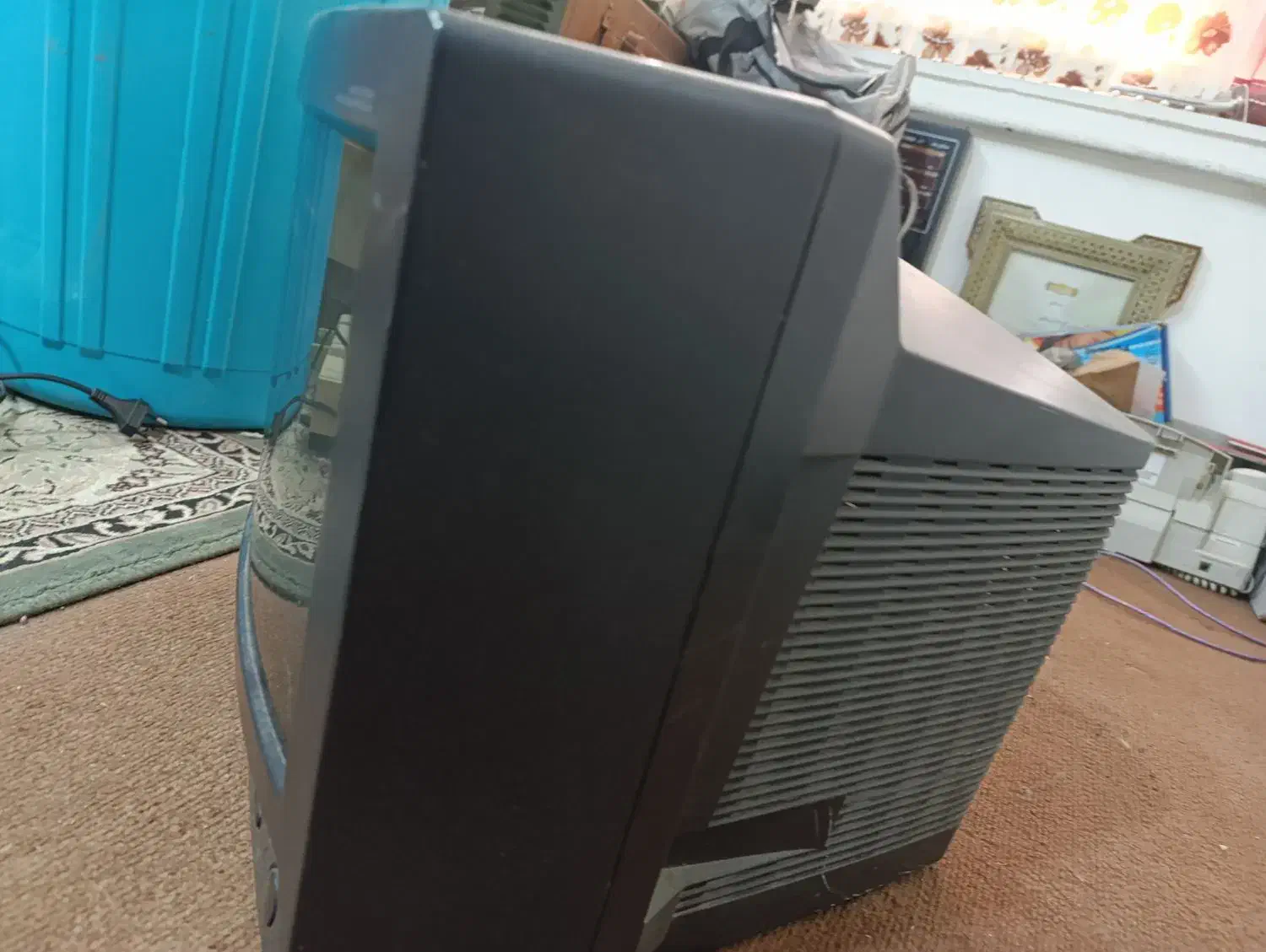 تلوزیون ۱۴ سونی|تلویزیون و پروژکتور|شیراز, سیاه سنگ|دیوار