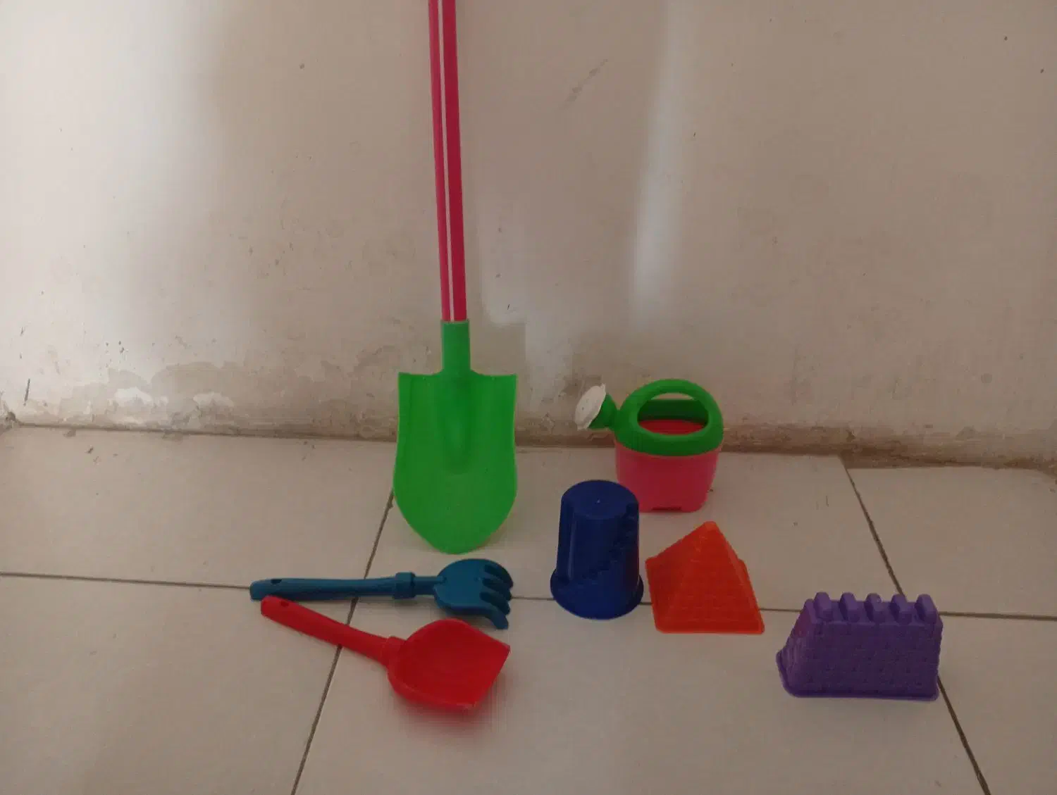 وسایل بازی مناسب لب دریا و خاک بازی|اسباب‌‌بازی|هشتگرد, شهرک پارسیان|دیوار