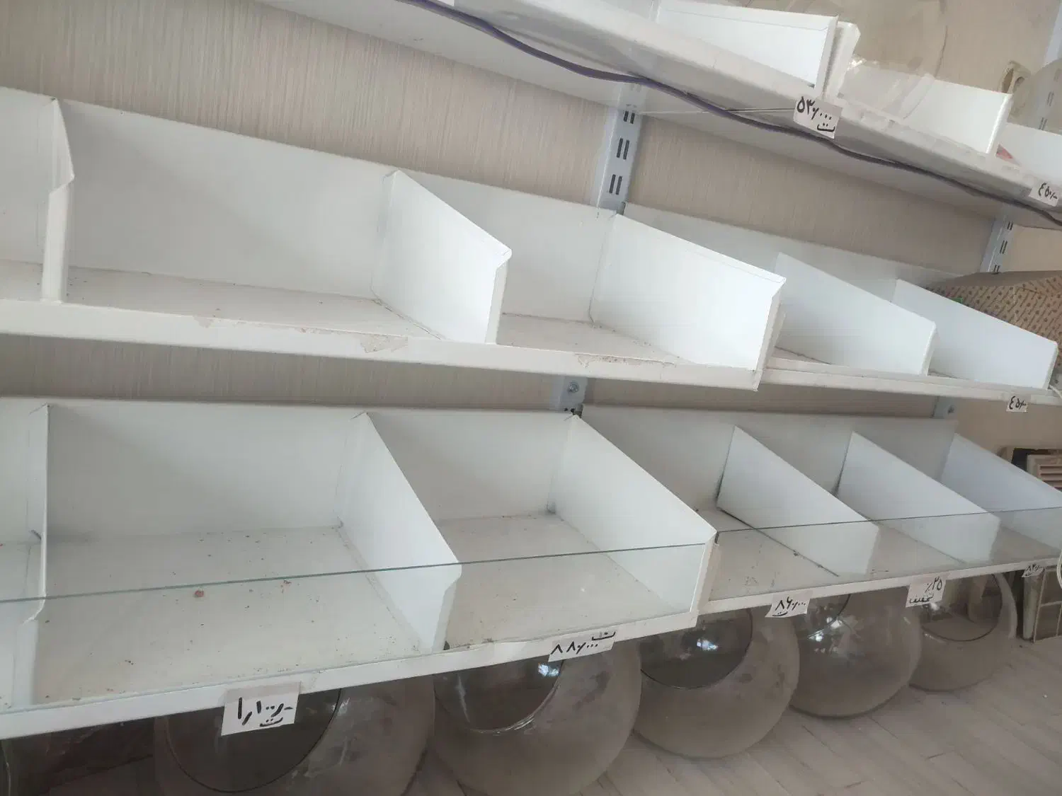 قفسه و استندو تابلو|فروشگاه و مغازه|جیرفت, |دیوار