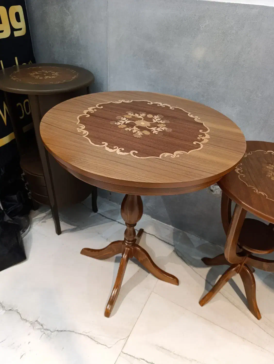 میز خاطره ،ویترین ،میز تلفن ،میز گرامافونمعرق ساده|میز تلفن|مشهد, الهیه|دیوار