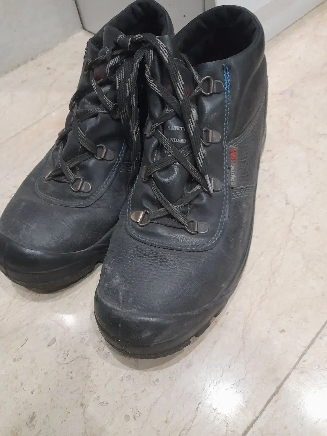 کفش کار پنجه اهنی ساق بلند چرم|کیف، کفش، کمربند|اصفهان, شهرک امام زمان|دیوار