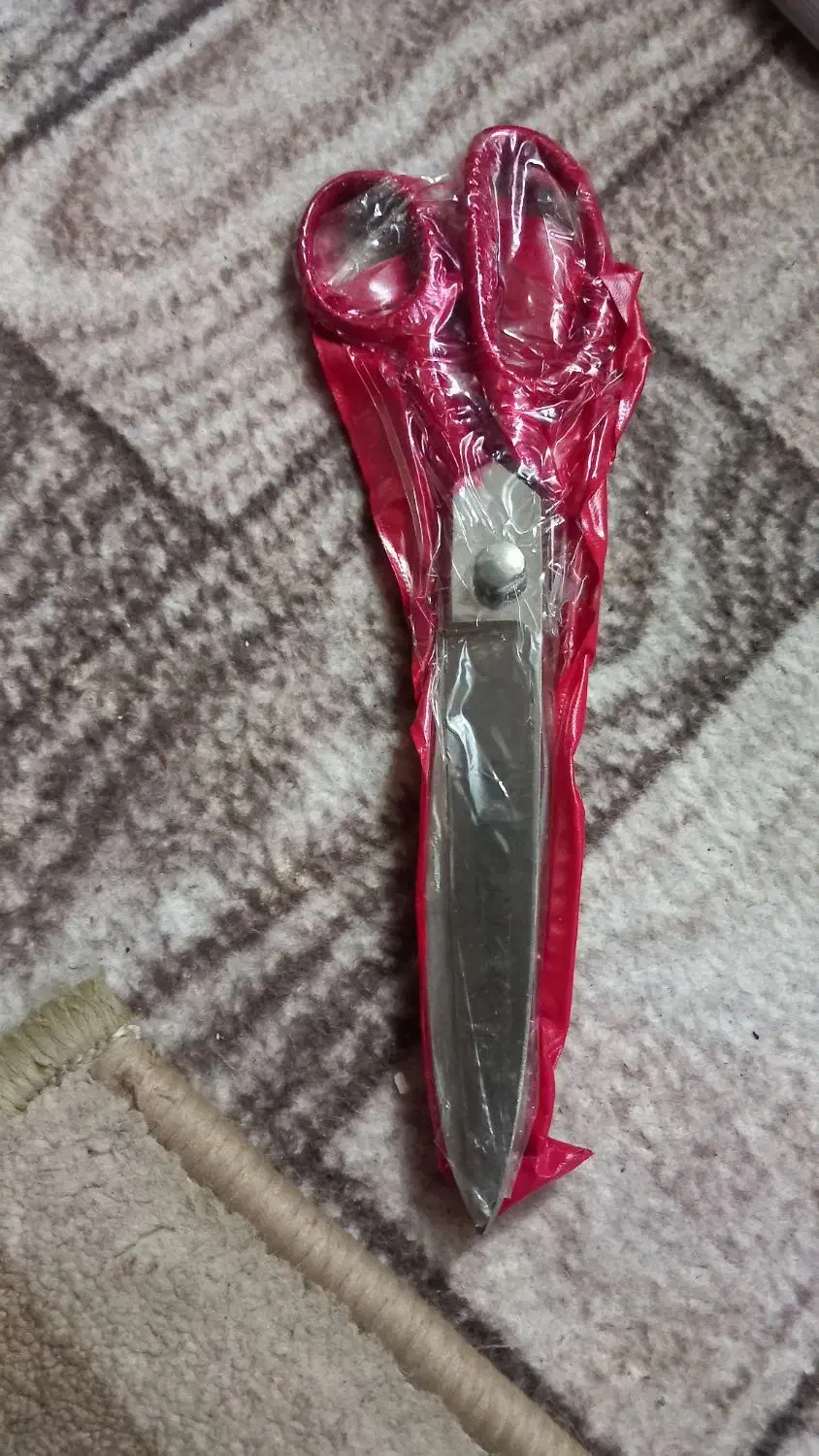 قیچی قدیمی سینگر المانی ۱۰ اینچ کاملا نو|کلکسیون اشیاء عتیقه|لاهیجان, انقلاب|دیوار