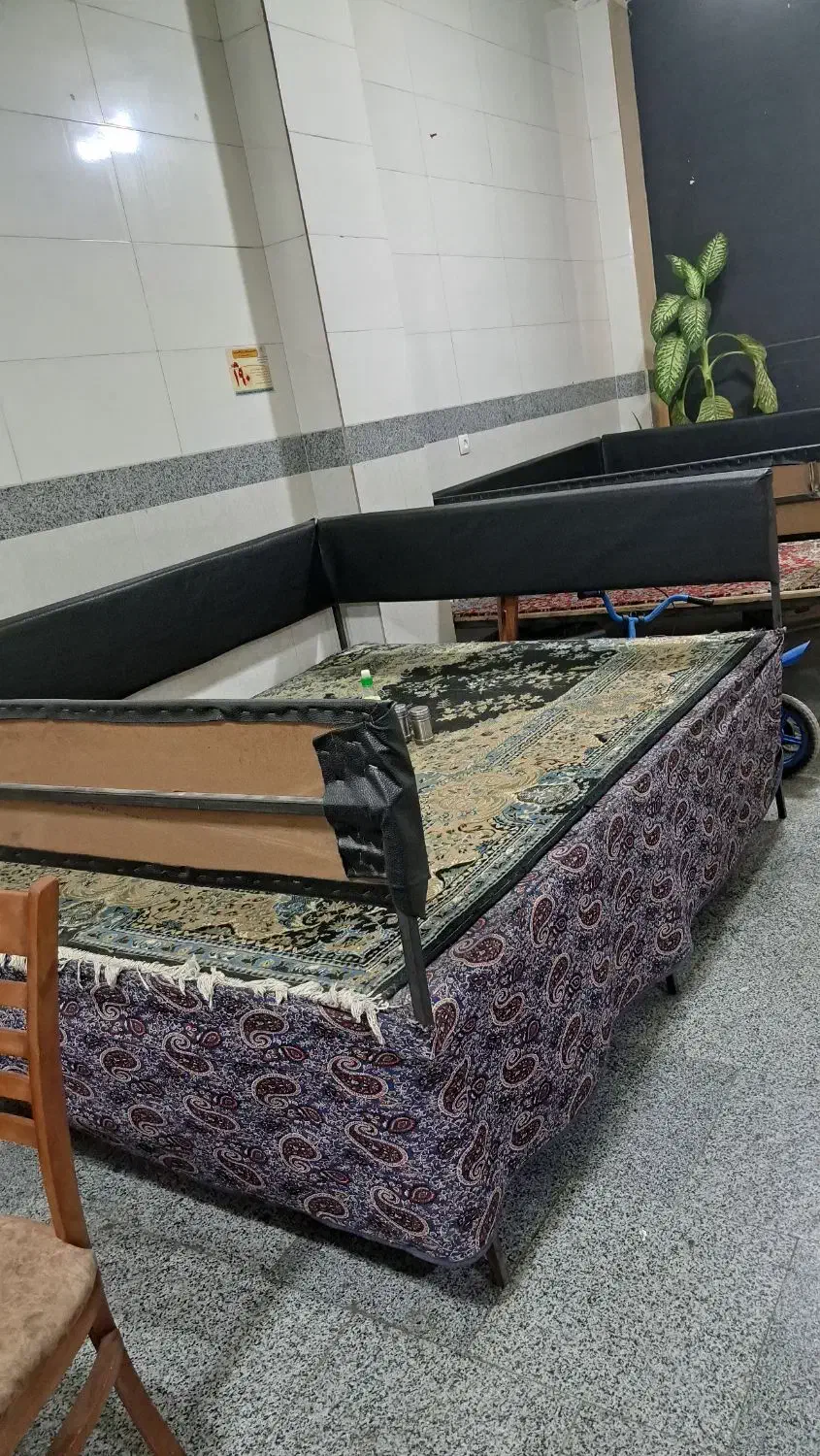 تخت قهوه خانه|صندلی و نیمکت|ابهر, |دیوار