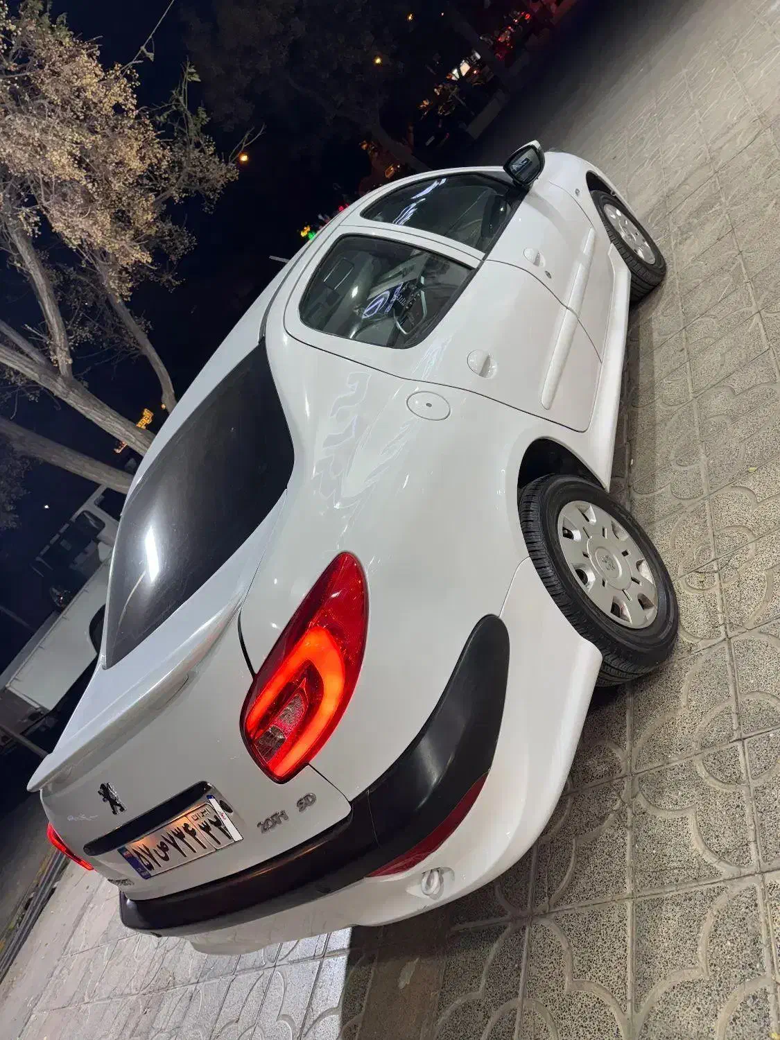 پژو ۲۰۷ اتومات صندوقدار|خودرو سواری و وانت|تربت جام, بیست متری منبع آب|دیوار