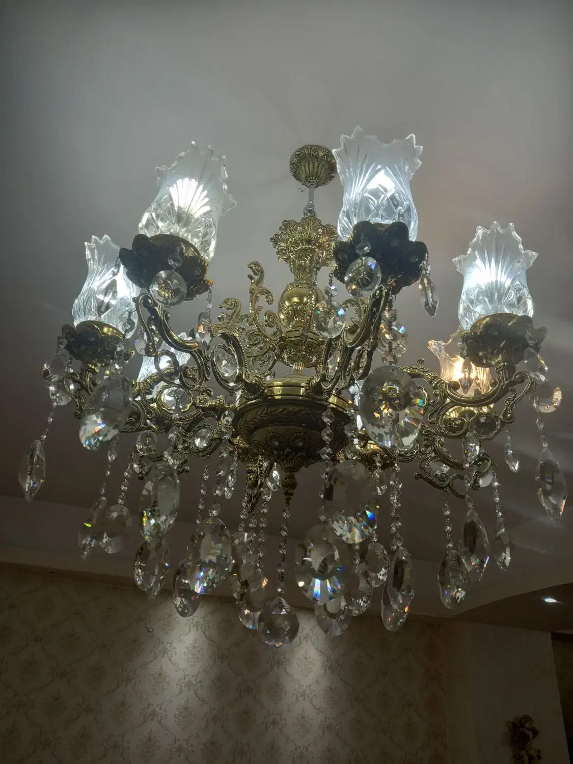 لوستر|لوستر و چراغ آویز|تبریز, |دیوار