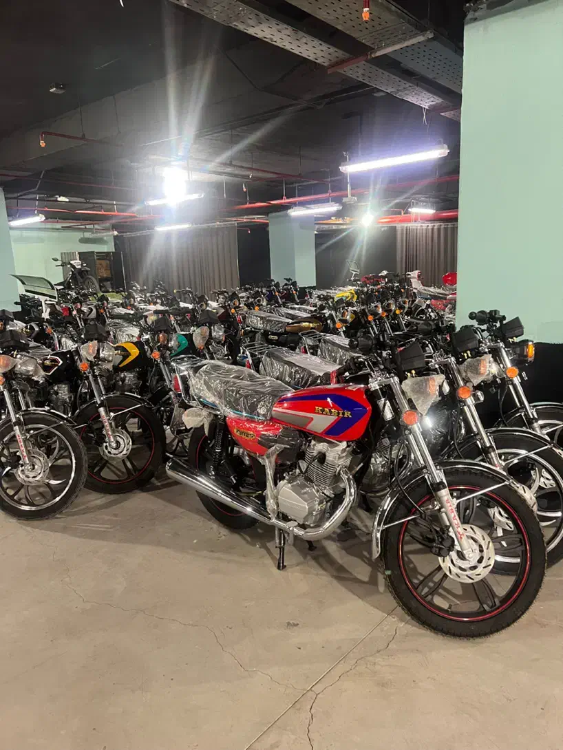 طرح هوندا ۱۲۵ و۱۵۰ و ۲۰۰سی سی کلیک ایروکس باکسر|موتورسیکلت|تهران, شهرک دانشگاه|دیوار