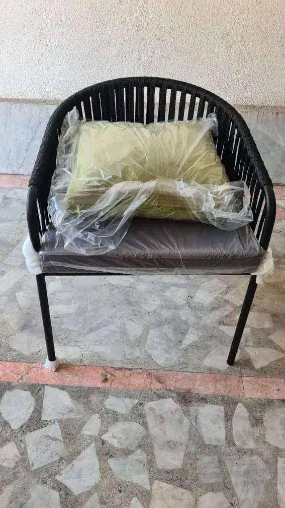 مبلمان ۴ نفره فلزی و بسیار شیک|مبلمان خانگی و میز عسلی|رشت, گلسار|دیوار