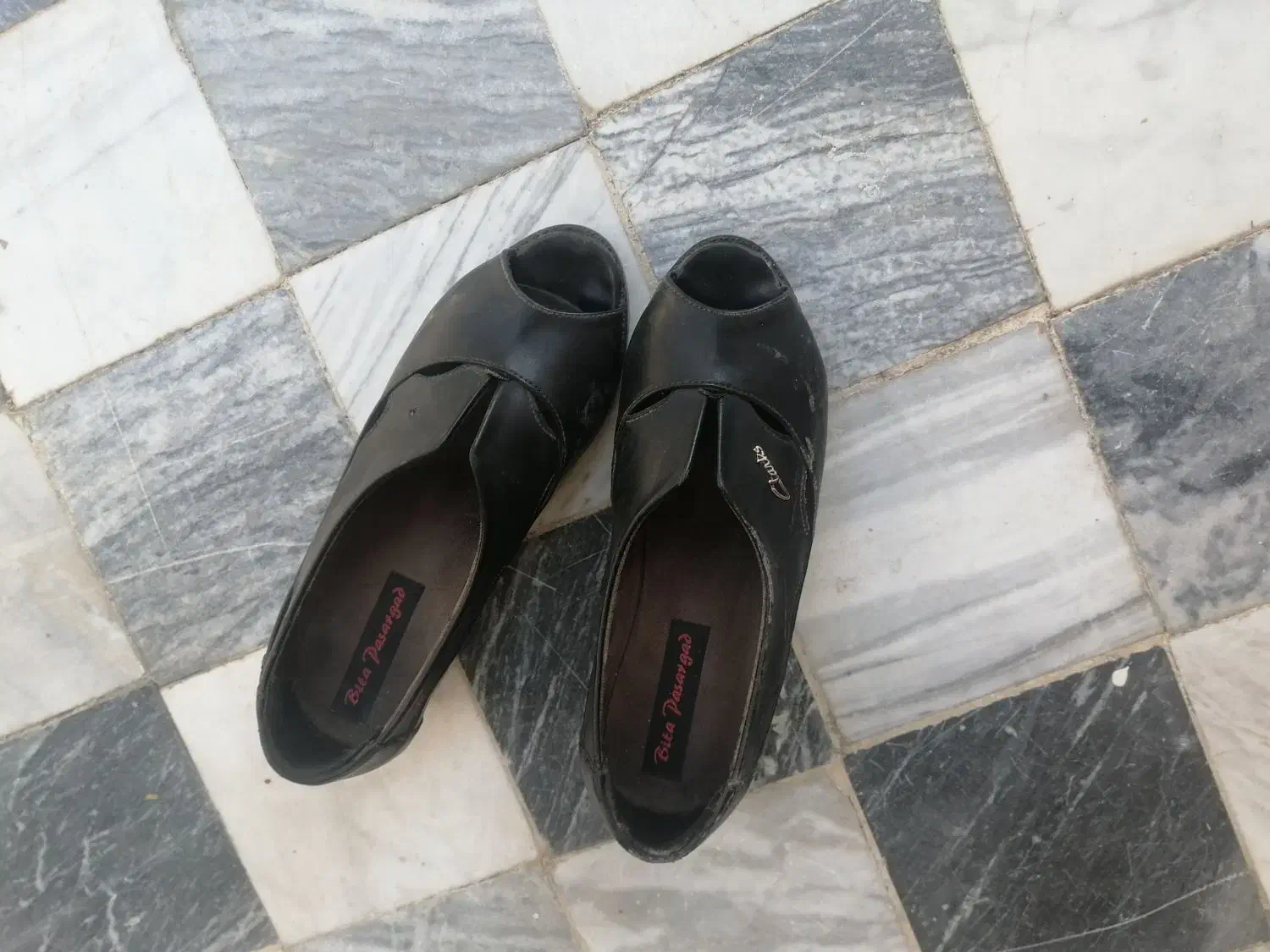 کفش..|کیف، کفش، کمربند|خرم‌آباد, |دیوار