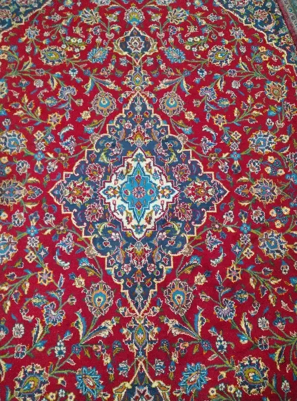 فرش لاکی دستباف گوشتی|فرش|تهران, قیام|دیوار