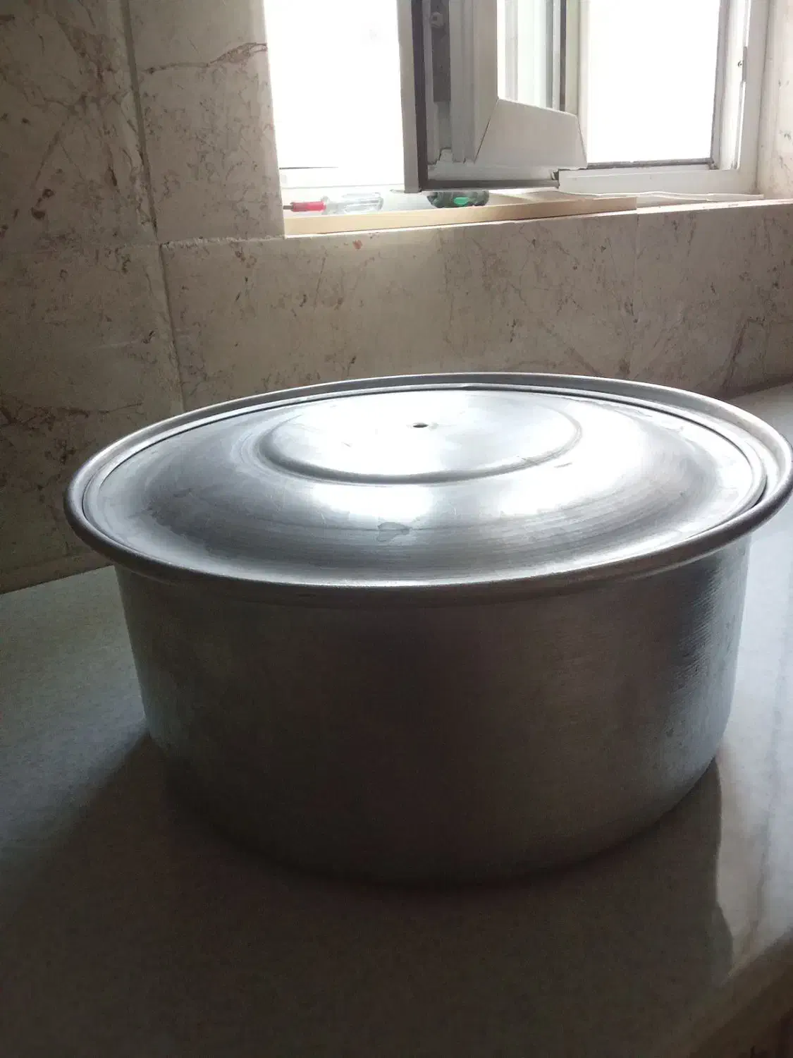 سلام قابلمه درحدنوفقط چندباراستفاده شده|ظروف پختوپز|زابل, |دیوار