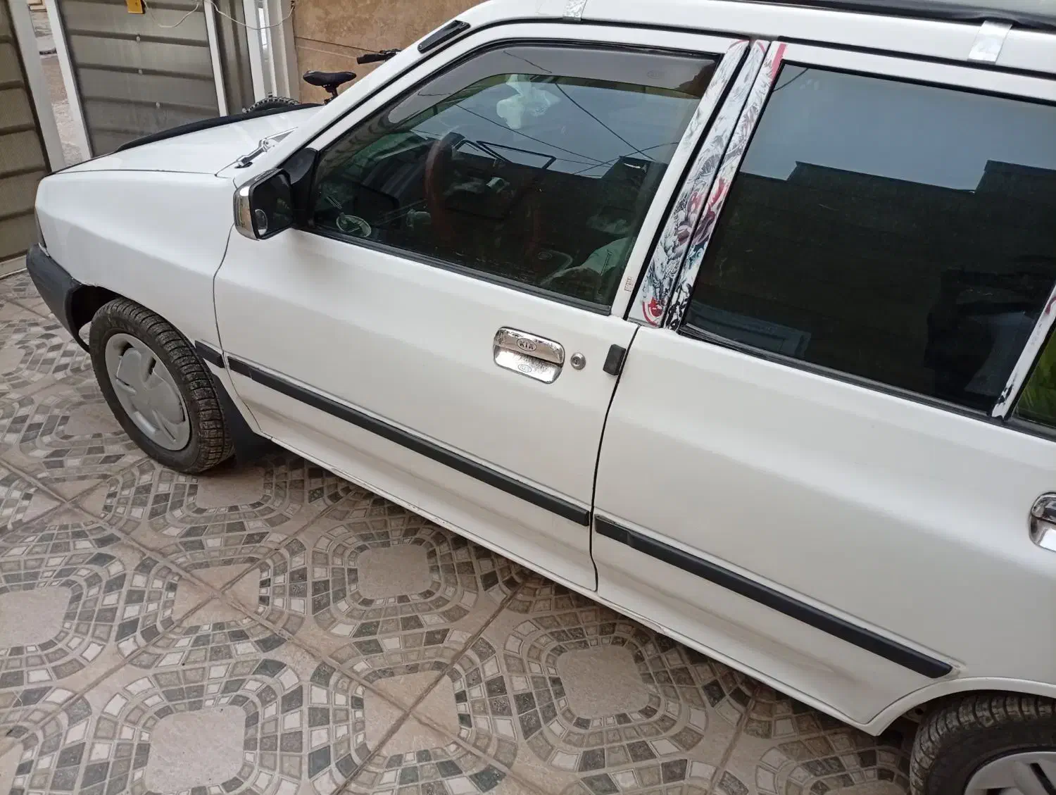 پراید۸۲کارات طلا|خودرو سواری و وانت|خرمآباد, |دیوار