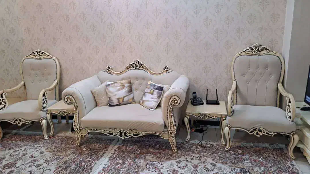 مبل۷نفره باسه عددجلومبلی شیک و تمیز|مبلمان خانگی و میز عسلی|تهران, جیحون|دیوار