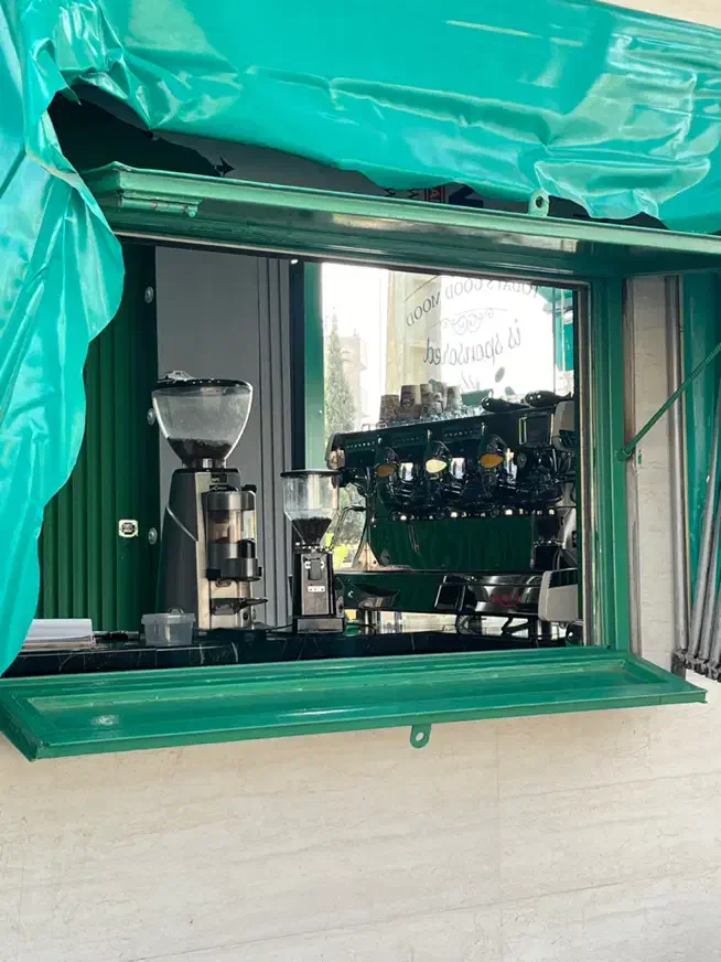 ملک تجاری ۳ طبقه|فروش مغازه و غرفه|خرم‌آباد, |دیوار