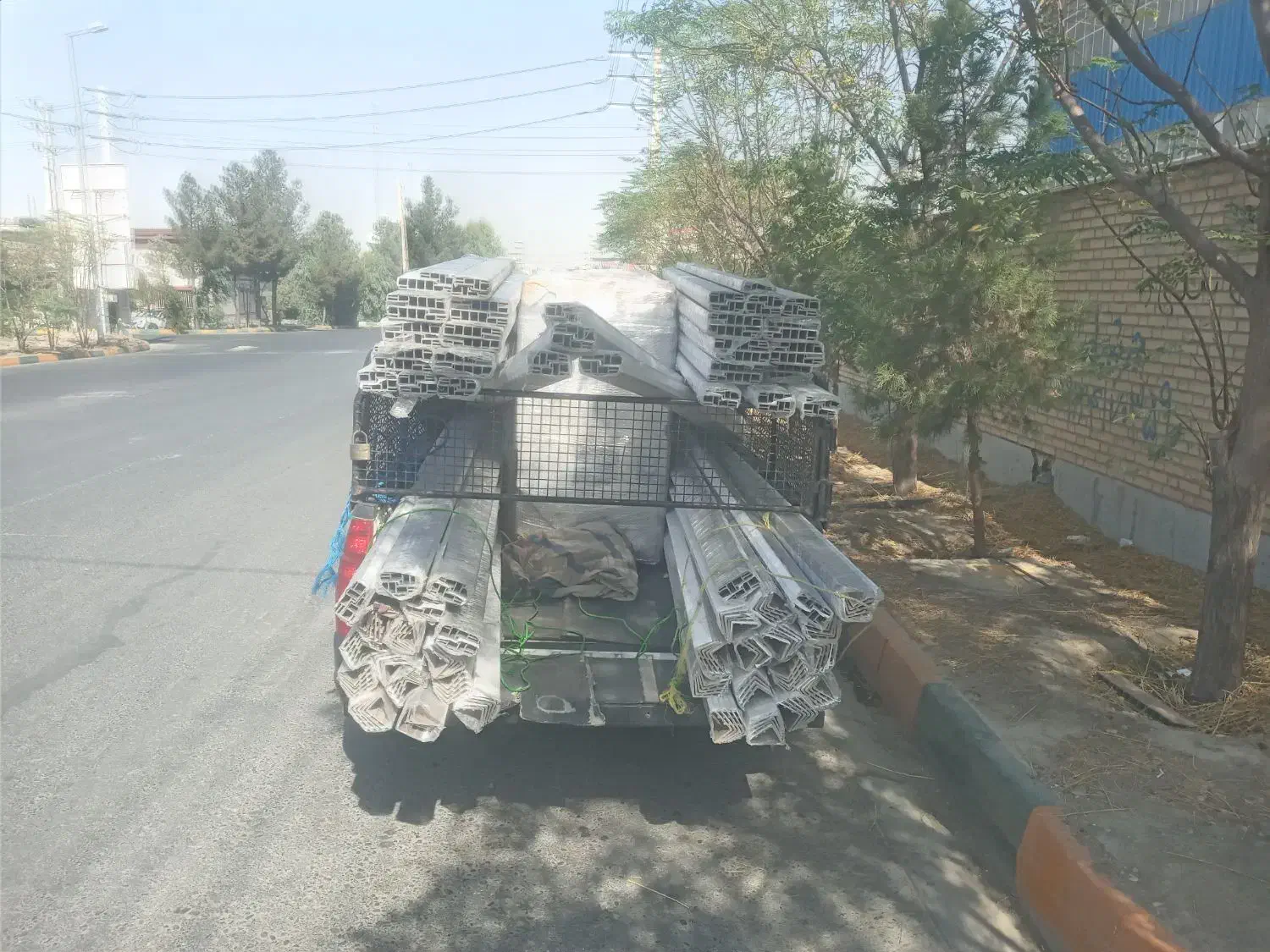 حمل ونقل وانت بار  آریسان۲ کرایه شبانه روزی|خدمات حمل و نقل|دزفول, |دیوار