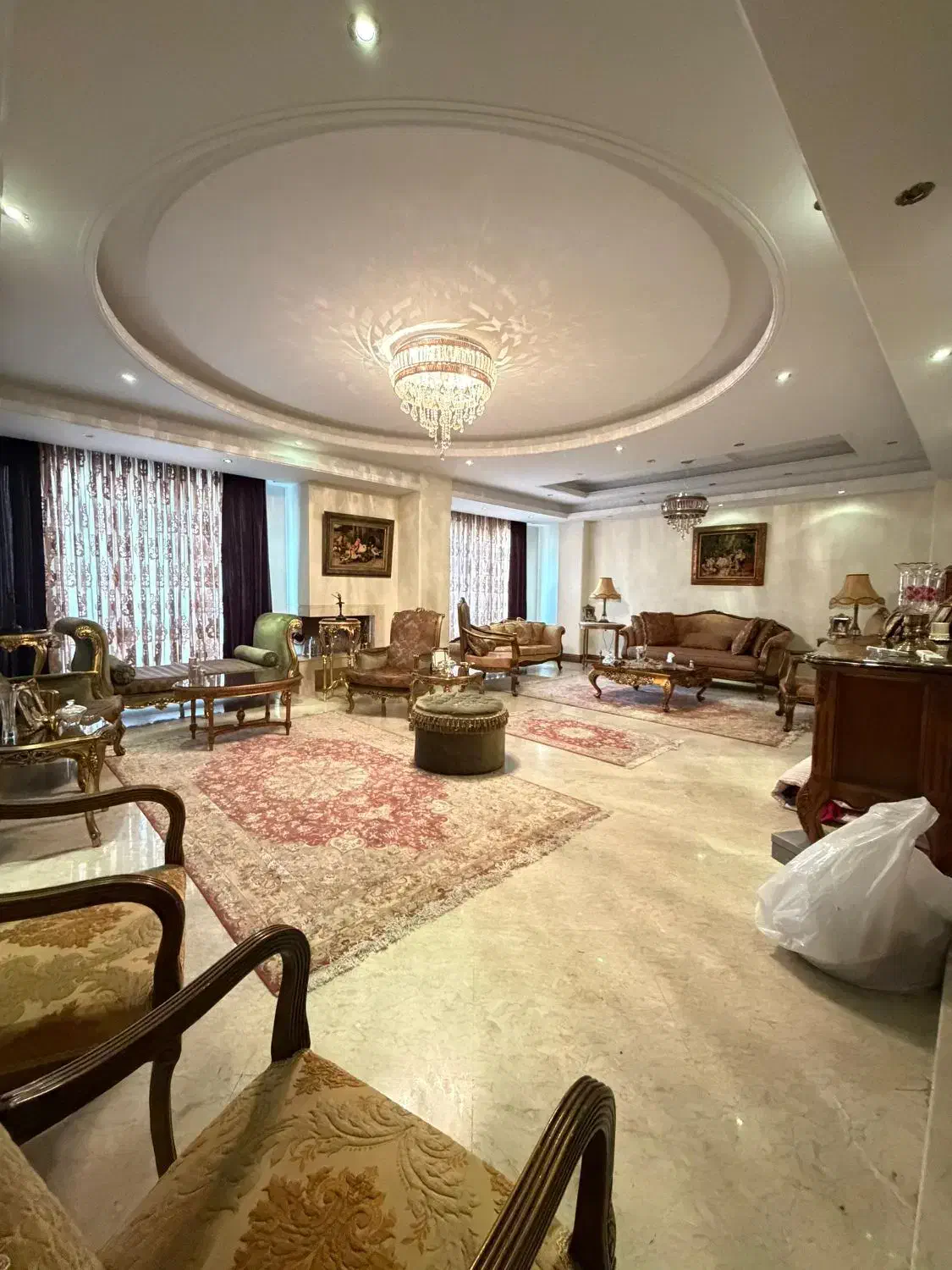 210 متر 3 خواب تکواحدی/فرعی اعیان نشین