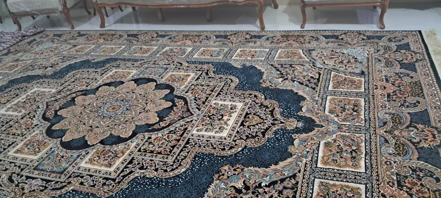 فرش دوازده متری|فرش|تربت‌حیدریه, منظر|دیوار