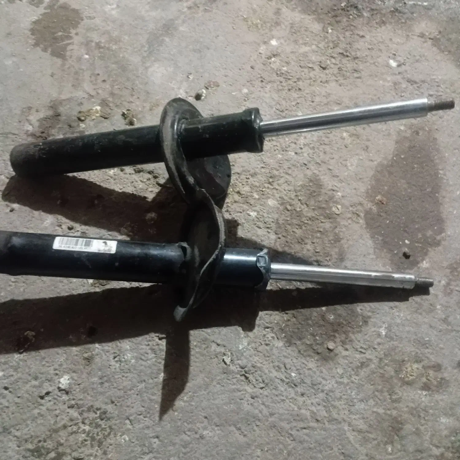 کمک جلوی پژو|قطعات یدکی و لوازم جانبی|آبادان, |دیوار