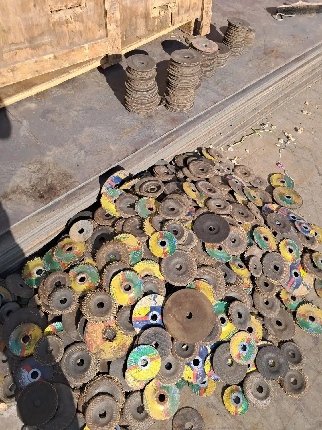 داغی صفحه ساب ، برش سطل رنگ|عمدهفروشی|جعفرآباد, |دیوار