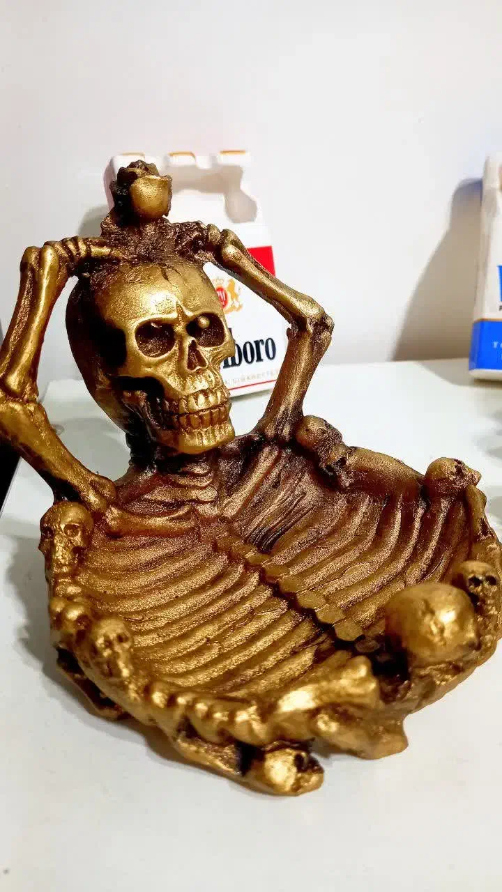 زیر سیگاری|مجسمه، تندیس، ماکت|پاکدشت, شهرک امام رضا|دیوار