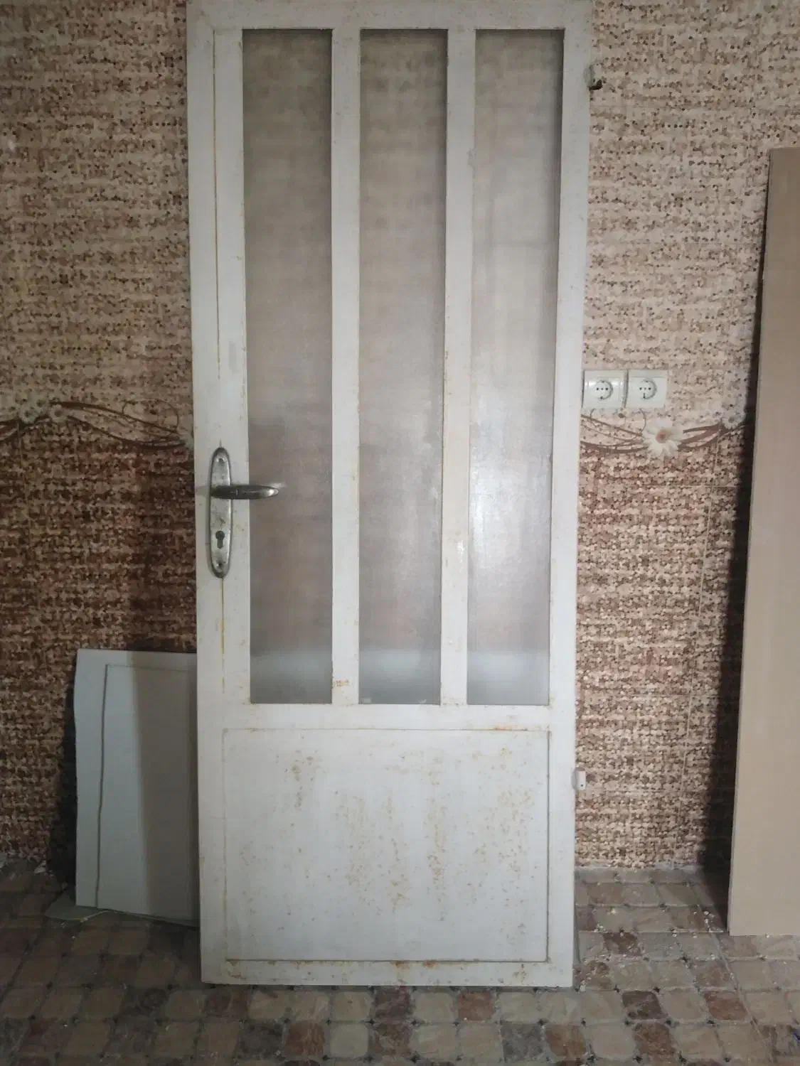 درب آهنی کامل تمیز بدون چهارچوب|مصالح و تجهیزات ساختمان|بندر ماهشهر, |دیوار