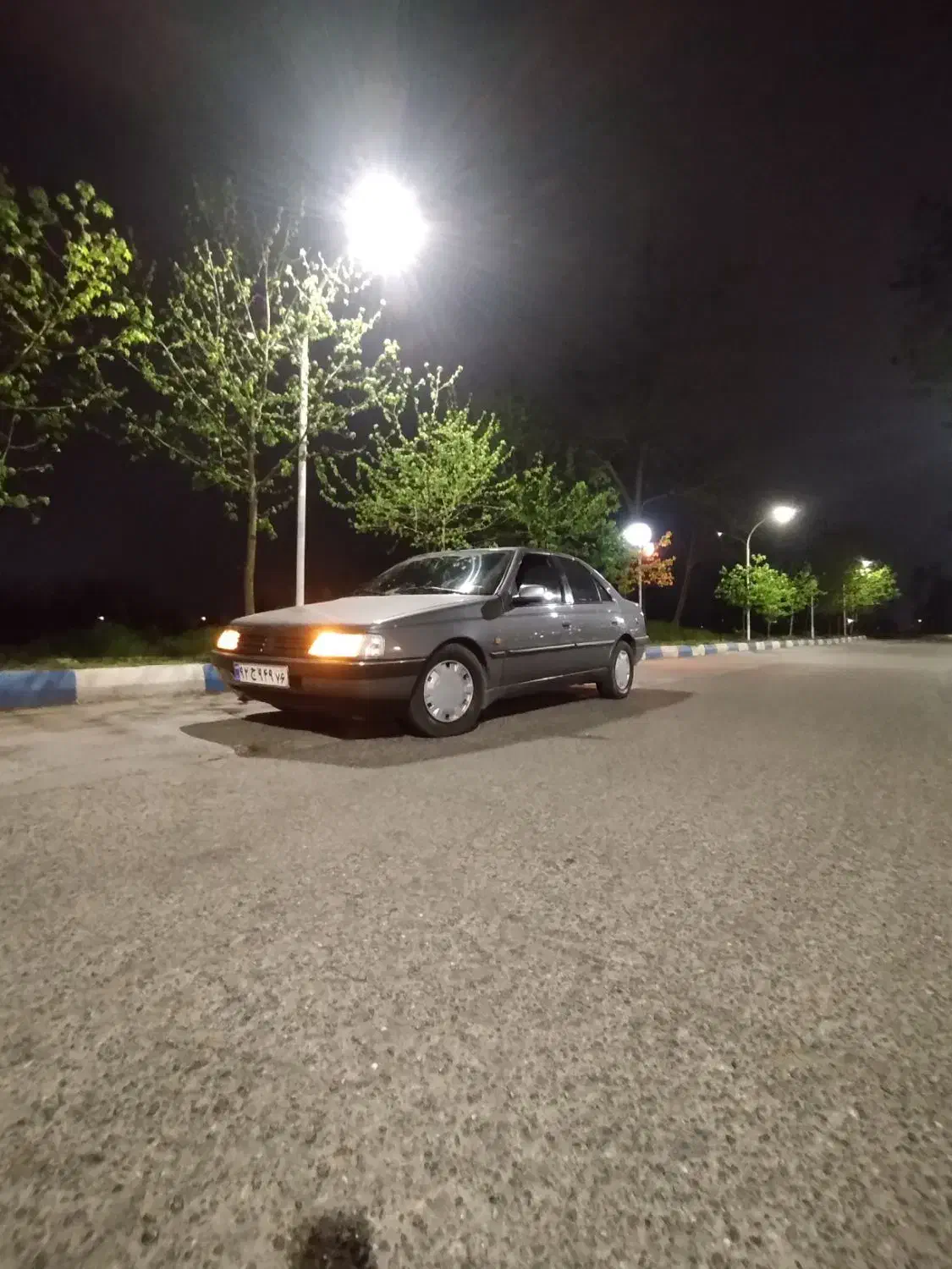 405|خودرو سواری و وانت|لاهیجان, شهید آوینی|دیوار