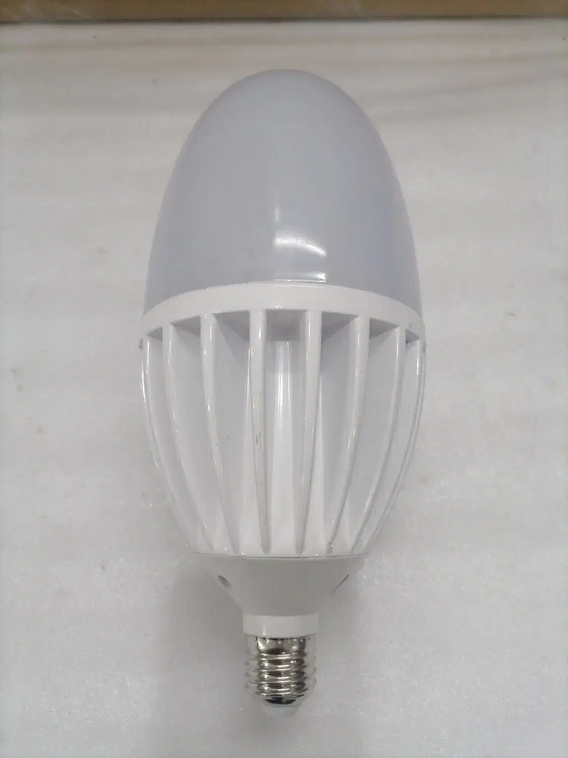 لامپ ال ای دی 70 و 100وات براکت مهتابی لامپ  led|لامپ و چراغ|یزد, |دیوار