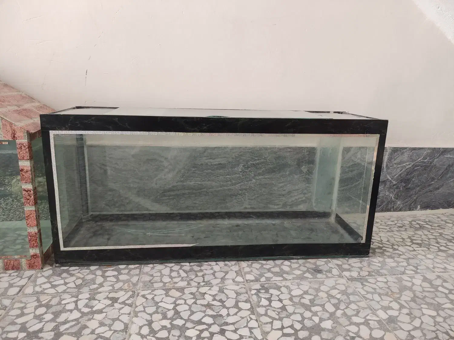 اکواریوم|لوازم جانبی حیوانات|خرمآباد, |دیوار