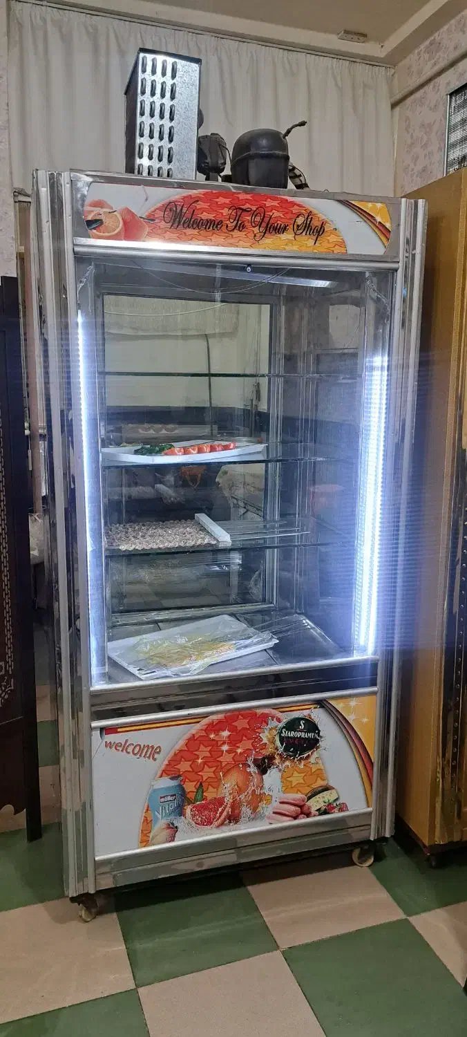 یخچال ویترین|کافی‌شاپ و رستوران|شاهین دژ, |دیوار