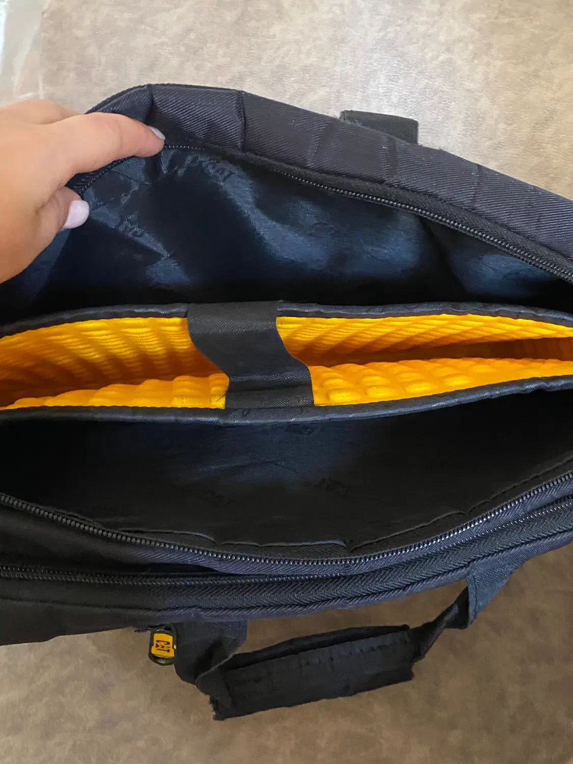 کیف لپتاپ در حد نو|کیف، کفش، کمربند|ساوه, |دیوار